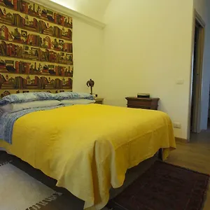 Two In Palazzo Malaspina Appartement